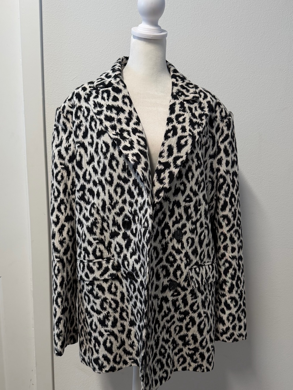 Forever 21 Leopard Print Blazer Jacket Large Black White Double Breasted NWT